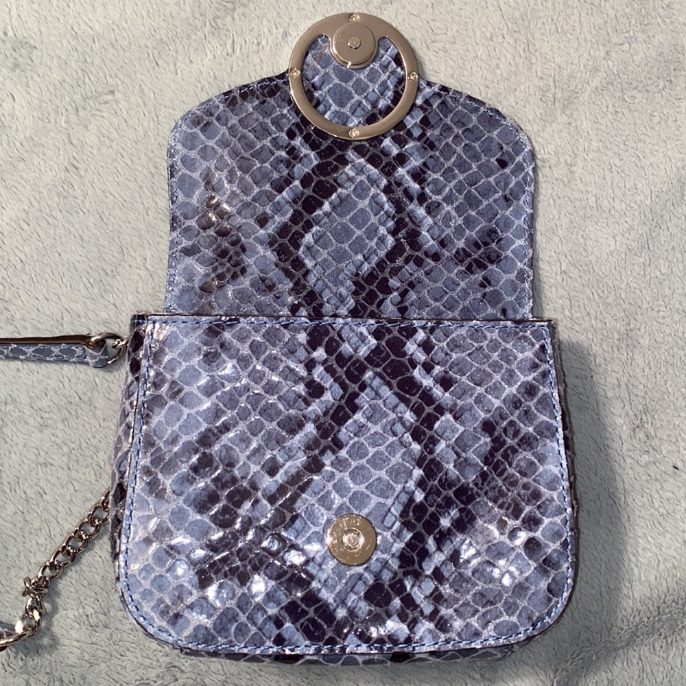 Michael Kors Fulton Blue Python Print Leather Cro… - image 5